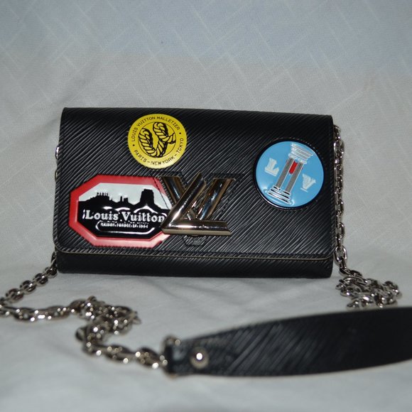 $3800  Louis Vuitton Epi World Tour Twist Chain Wallet Noir Black Crossb… - Picture 1 of 13